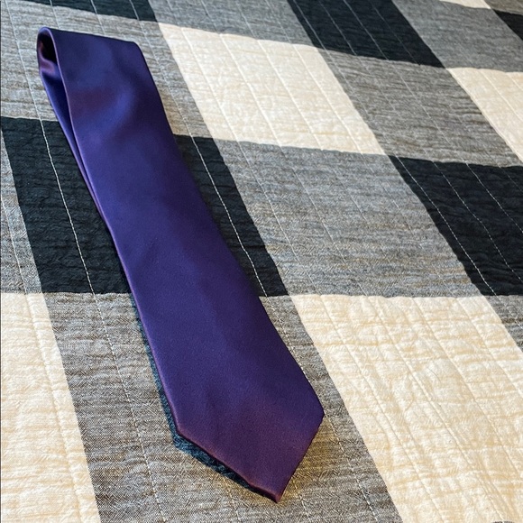 Croft & Barrow Rich Purple Men's Tie - Picture 2 of 5